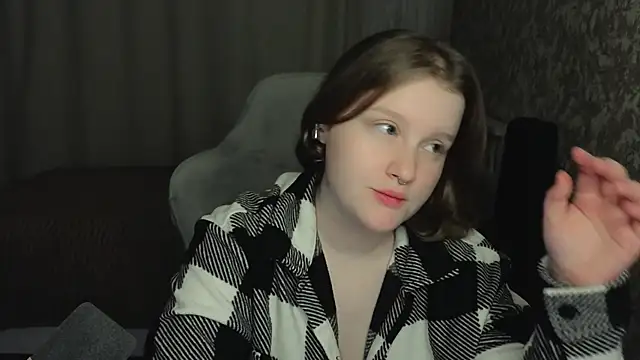 Ol1via online show from July 2026 09:32:01 PM