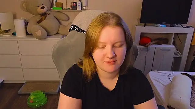 Ol1via online show from April 2026 03:24:01 AM