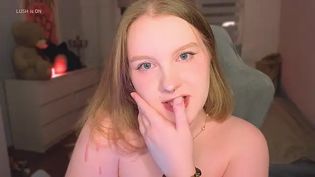 Ol1via online show from January 2026 12:17:01 AM