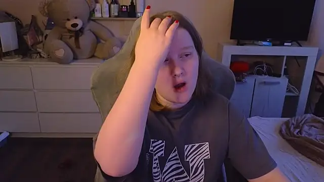 Ol1via online show from April 2026 03:02:01 AM