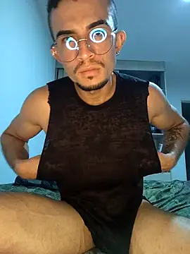 whitebull97 online show from January 2026 04:16:01 AM