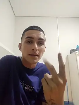 Fefe2805 online show from March 2026 12:59:01 AM