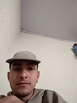 Fefe2805 online show from May 2026 05:19:02 PM