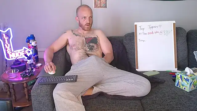 Snapshot of SeanSativa chatting on June 2026 11:05:01 AM SeanSativa online show from June 2026 11:05:01 AM