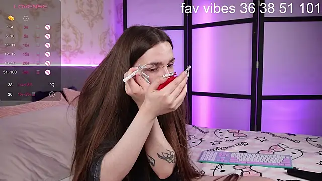 Alice Goth online show from February 2026 03:42:01 PM