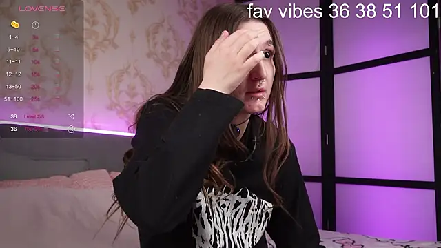 Alice Goth online show from February 2026 06:18:02 PM