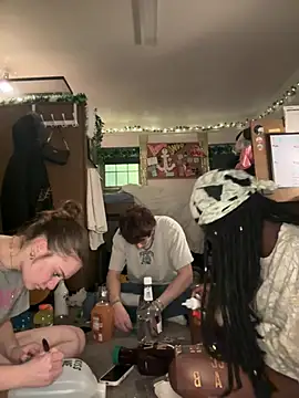 CookiesNcreaming online show from March 2026 03:46:01 AM