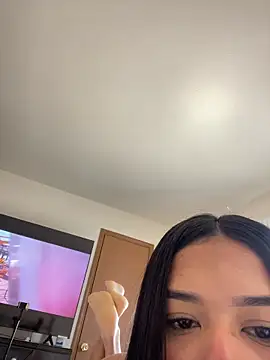 AnahiSkye online show from February 2026 06:48:02 PM