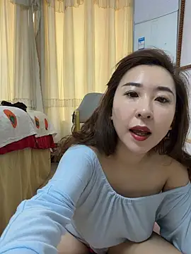 Jingjingxiang-520 online show from February 2026 12:21:01 AM