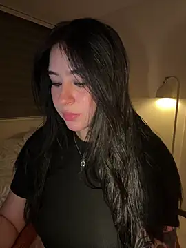 evelynrosess1 online show from May 2026 12:06:01 AM