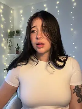 evelynrosess1 online show from February 2026 09:13:01 PM