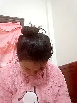 kira0021 online show from January 2026 12:58:02 AM