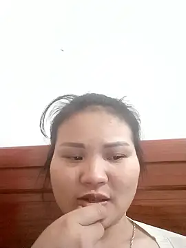 kira0021 online show from January 2026 01:39:01 PM