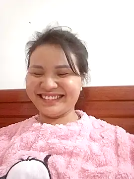 kira0021 online show from January 2026 01:51:01 PM