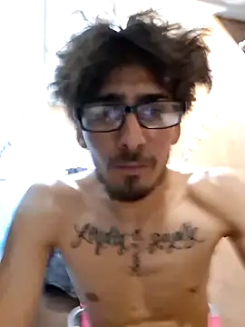 Snapshot of growerboner chatting on April 2026 04:19:01 AM growerboner online show from April 2026 04:19:01 AM
