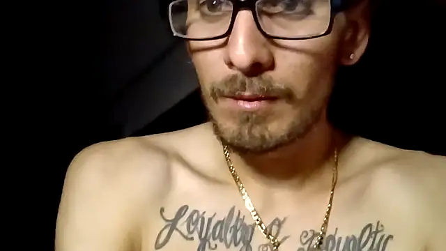 Snapshot of growerboner chatting on May 2026 04:31:01 AM growerboner online show from May 2026 04:31:01 AM