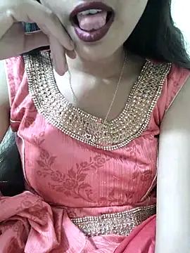 Kanchan7909 online show from April 2026 05:52:01 PM