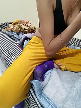 Kanchan7909 online show from January 2026 12:58:01 AM