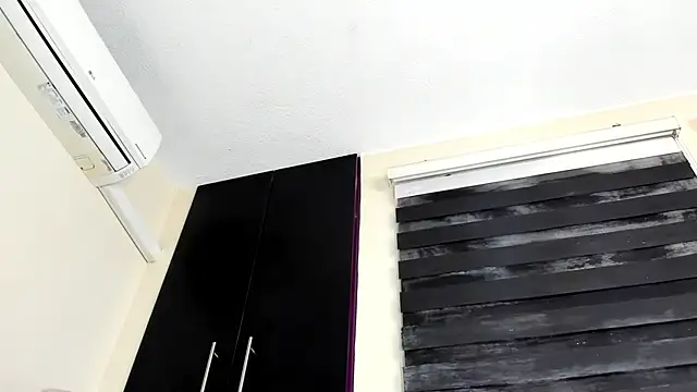 vanesadimaria online show from December 2025 04:55:02 PM