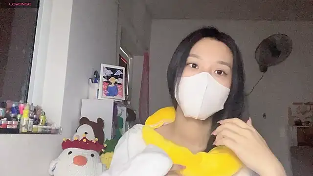 Snapshot of Tieu-May chatting on May 2026 09:12:02 AM Tieu-May online show from May 2026 09:12:02 AM