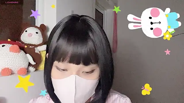 Tieu-May online show from April 2026 09:18:02 PM