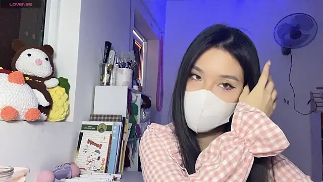 Tieu-May online show from April 2026 08:53:01 AM