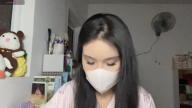 Tieu-May online show from April 2026 08:45:01 PM