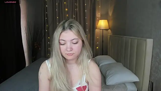 Angel  Grace online show from June 2026 12:26:01 AM