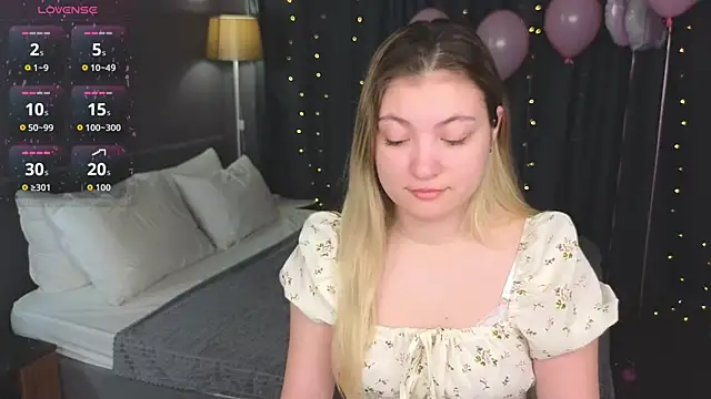 Angel  Grace online show from April 2026 01:45:01 AM