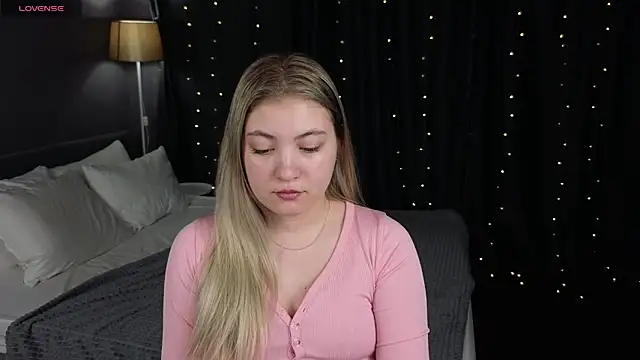 Angel  Grace online show from April 2026 12:03:01 AM