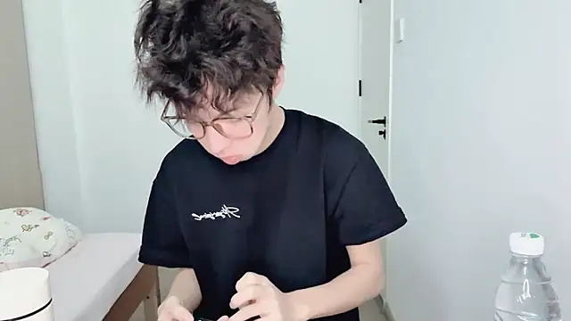 afahyu online show from February 2026 02:34:02 AM