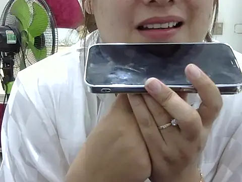 Sarah no land online show from March 2026 04:30:01 PM