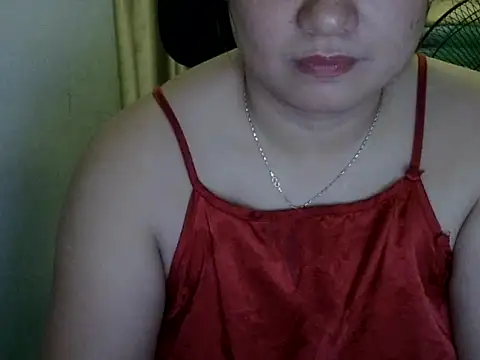 Snapshot of Sarah_no_land chatting on August 2026 05:13:01 AM Sarah no land online show from August 2026 05:13:01 AM