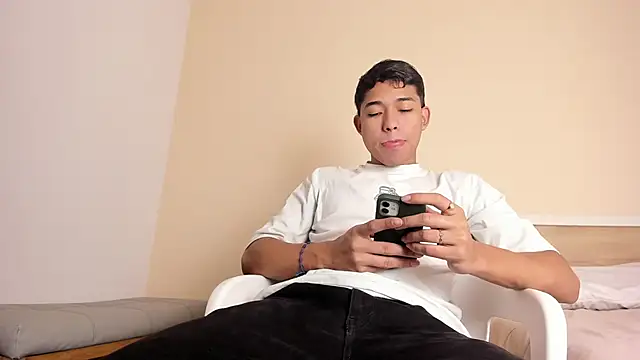 AustinTowers online show from January 2026 04:47:02 PM