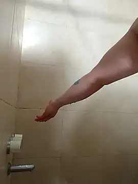 bra33 online show from January 2026 09:40:01 PM