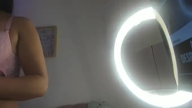 Snapshot of Zara_Cardona chatting on January 2026 11:16:02 AM Zara Cardona online show from January 2026 11:16:02 AM