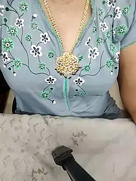 Snapshot of tamil-monisha chatting on February 2026 05:32:01 PM tamil-monisha online show from February 2026 05:32:01 PM