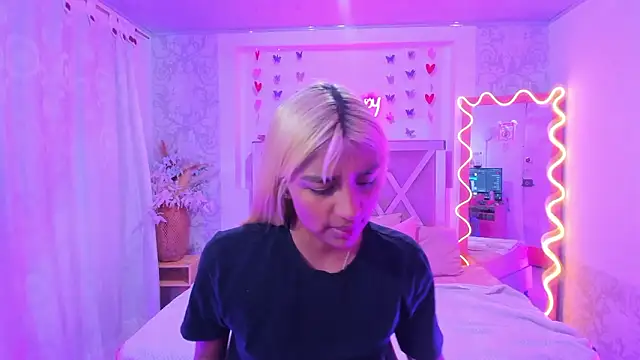 IRINA TAY1 online show from March 2026 04:12:01 AM