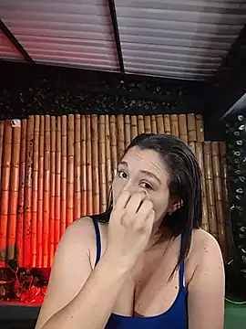 Snapshot of Astrid_williams chatting on June 2026 01:03:01 AM Astrid williams online show from June 2026 01:03:01 AM