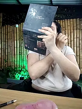 Astrid williams online show from March 2026 01:55:01 AM