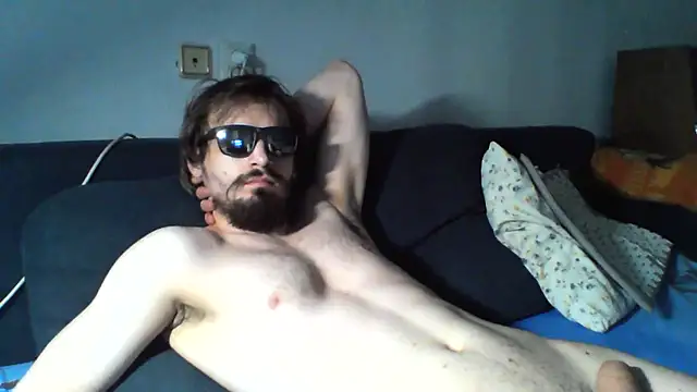 Snapshot of KaelNox chatting on July 2026 07:05:01 AM KaelNox online show from July 2026 07:05:01 AM