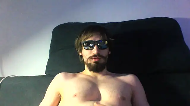 Snapshot of KaelNox chatting on July 2026 01:28:02 AM KaelNox online show from July 2026 01:28:02 AM