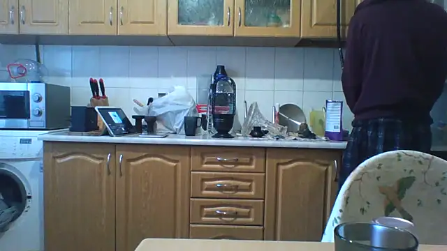 KaelNox online show from April 2026 02:25:01 PM