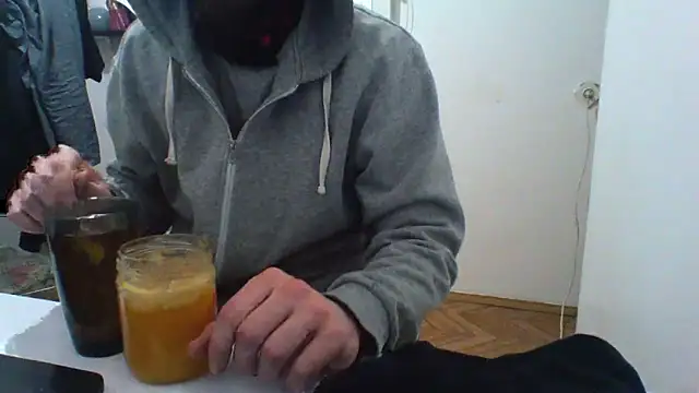 KaelNox online show from March 2026 06:24:01 PM