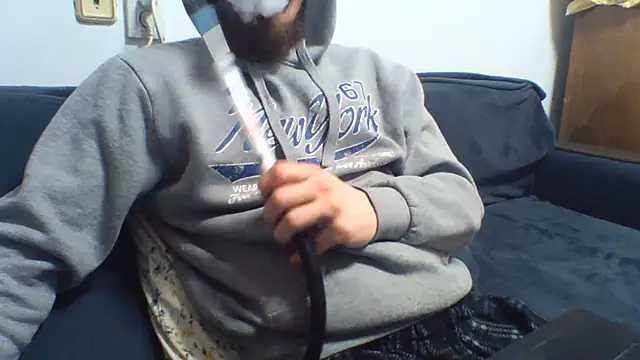 KaelNox online show from May 2026 08:01:02 PM
