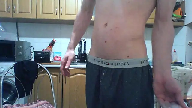 Snapshot of KaelNox chatting on June 2026 12:32:02 AM KaelNox online show from June 2026 12:32:02 AM