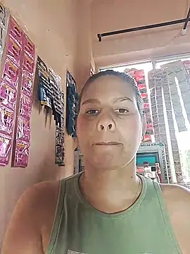 Snapshot of Lara_queenxxx chatting on March 2026 01:37:01 PM Lara queenxxx online show from March 2026 01:37:01 PM