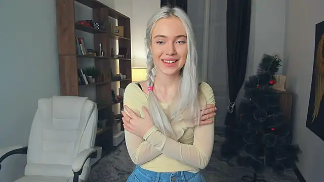 KristalCrowner online show from January 2026 08:01:02 PM