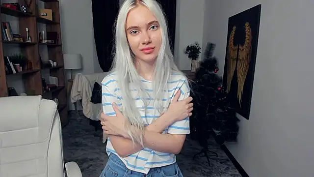 KristalCrowner online show from January 2026 06:55:01 PM