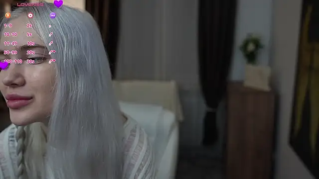 KristalCrowner online show from March 2026 07:09:01 PM